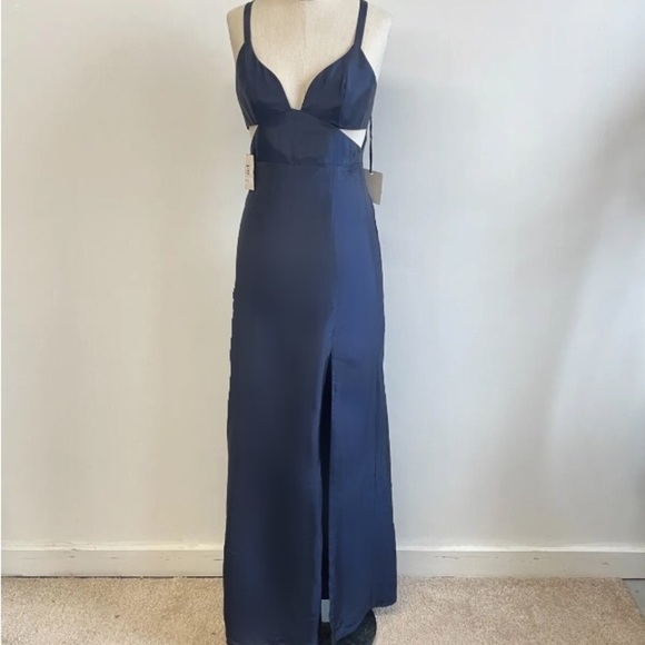 NWT Fame And Partners Maxi Dress Size 2 Navy Blue Cutout Caged Back Formal Gown - Picture 2 of 11